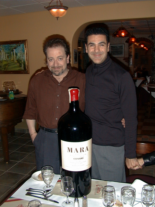 Vafa with huge wine bottle.jpg 180.0K